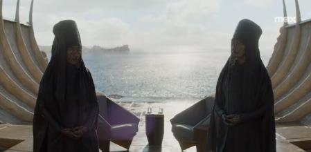 Dos hermanas Harkonnen, una hermandad para controlar el universo.