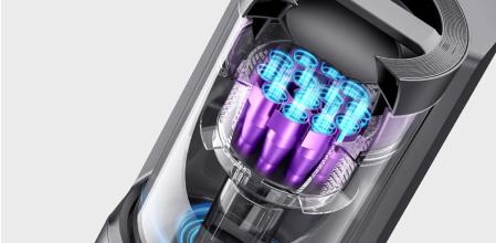 La base de autovaciado ayuda en gran medida a no tener que mancharse las manos para vaciar el depósito de polvo