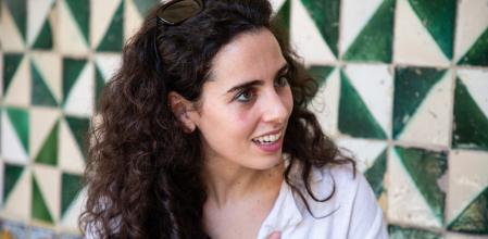 Foto Marti Gelabert 11/07/2024 Entrevista Retrato a la actriz Miriam Moukhles, que protagoniza la obra de teatro ‘Tots Ocells’, de Wajdi Mouawad en La Biblioteca