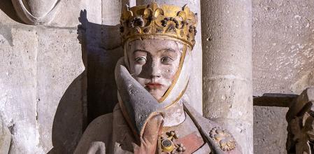 Estatua de Uta de Naumburgo en la catedral de esta ciudad alemana.