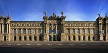 Edificio de la tercera Aduana de Barcelona.