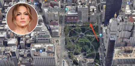 El edificio es casi diminuto en comparación con los de alrededor pero su precio es ostentosamente alto.