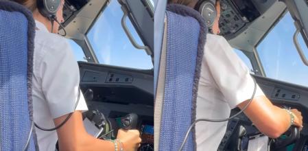 Lucía pilotando durante un vuelo.