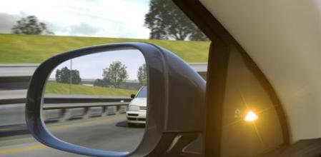 Un simple golpe en el retrovisor es la estrategia que utilizan los delincuentes para crear confusión y robar a sus víctimas&nbsp;