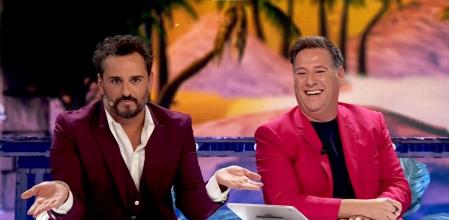 Asier Etxeandia revela cuál fue su primer trabajo durante su entrevista en 'Babylon Show'.