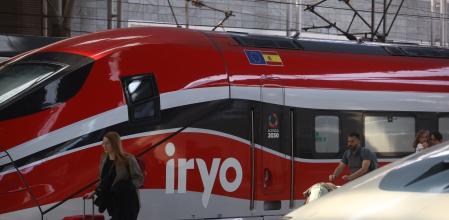 Llegada del tren de alta velocidad Iryo a la estación María Zambrano, A 31 de marzo de 2023, en Málaga (Andalucía, España) El primer operador privado español de alta velocidad participado por los socios de Air Nostrum, Trenitalia y Globalvia, Iryo, ha iniciado este viernes, los viajes comerciales en Sevilla, Málaga y Córdoba y el 2 de junio en Antequera.