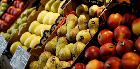 Imágenes de recurso de frutas 24 julio 2019 Frutas, fruta, melocotones, manzanas, peras 24/07/2019