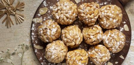 panellets de piñones