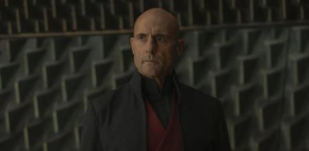 Mark Strong tiene un imperio frágil entre manos.