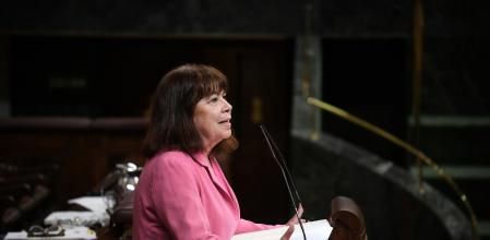 La presidenta del PSOE, Cristina Narbona, durante una sesión plenaria, en el Congreso de los Diputados