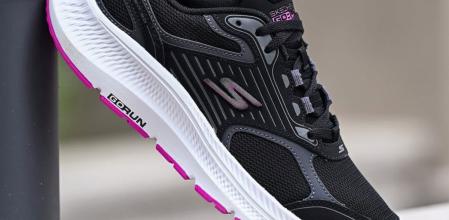 Skechers sigue con descuentos tras finalizar el Black Friday