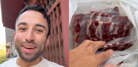 Este joven ha manifestado su alegría al descubrir que puede comprar un jamón entero y que se lo corten en la carnicería.