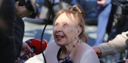 Gemma Cuervo a la salida del acto de entrega de las Medallas de Oro al Mérito en las Bellas Artes 2023