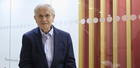 Entrevista con Meir Statman, profesor de finanzas conductuales de la universidad de Santa Clara en la Sede Ibercaja de Madrid.