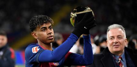 Lamine Yamal recibió el trofeo Golden Boy