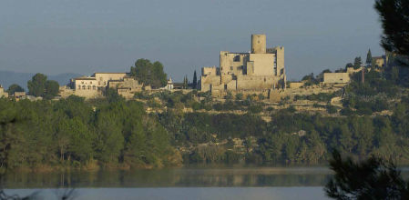 El castillo de Castellet, sede de Fundación Abertis, es el Centro Internacional de la UNESCO para las Reservas de Biosfera Mediterráneo
