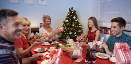 La Navidad de una familia es la Navidad que esa familia construye y comparte, y es única e irrepetible en cada momento de la vida del adolescente