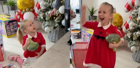 Sea real o sea fingida, la reacción de la niña es de lo más adorable.