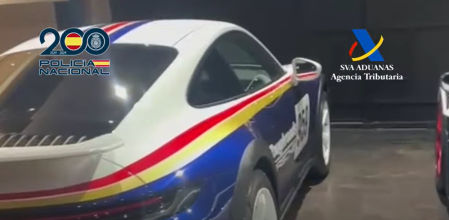 El Porsche 911 Dakar, del que solo se fabricaron 2.500 unidades, es uno de los coches incautados a la organización Europeadesarticulada por la Policía en una operación liderada por la Fiscalía Europea