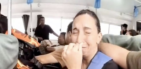 Finalmente, lograron llegar a una isla para refugiarse del temporal, aunque el alivio fue relativo