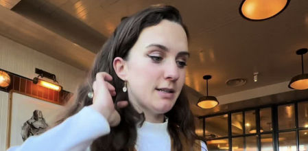 El restaurante, conocido por su promoción de ostras a 1 libra, se convirtió en el escenario de esta hazaña