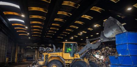 08 - 01 - 2025 / Terrassa / Presentació del projecte d’ampliació de la Planta de tractament de residus orgànics de Can Barba, al Vallès Occidental, amb una inversió de 44’7 milions d’euros finançada amb fons europeus Next Generation i del Fons de gestió de residus municipals / foto: Llibert Teixidó