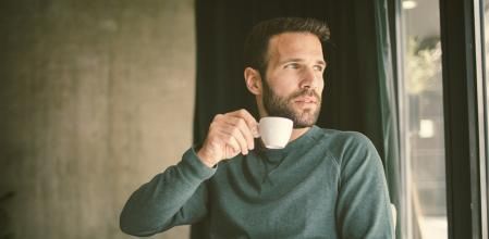 A qué hora debes tomar el café para que sea beneficioso para tu salud.