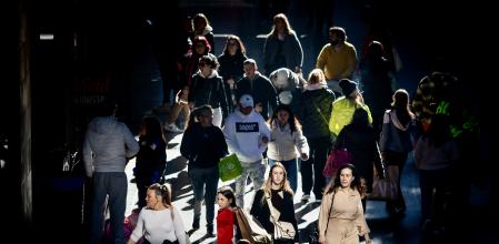 DOTO ALEX GARCIA REBAJAS. ULTIMO DOMINGO ABIERTO. CENTRO COMERCIAL LA MAQUINISTA 2025/01/12