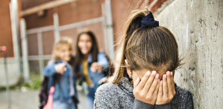 Según el testimonio, su hija de 13 años era víctima de un acoso constante en la escuela&nbsp;
