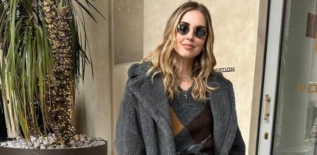 Chiara Ferragni con el jersey de rombos de Zara