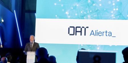 El presidente de Aragón, Jorge Azcón, durante el anuncio de inversiones para el nuevo Distrito Aragonés de Tecnología Alierta