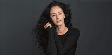 La actriz de 'Yo soy Bea' o 'La novia gitana' nos habla de su experiencia con Noa, una perrita con discapacidad que adoptó tras un accidente