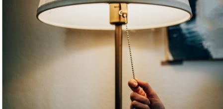 ¿qué hacer para pagar menos de luz a pesar de los impuestos?