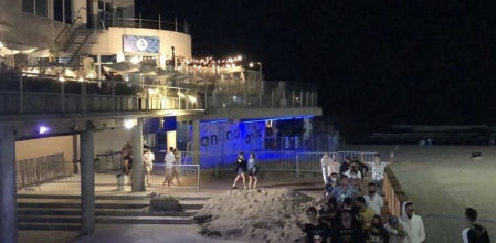 Detienen a una camarera en Mar del Plata por cobrar consumiciones con su datáfono personal