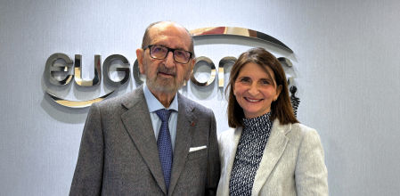 El Dr. Joan Sabater-Tobella y Ana Sabater, ingeniera informática