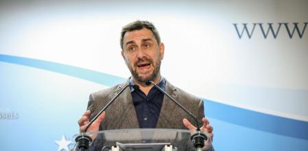 BRUSELAS (BÉLGICA), 27/01/2025.- El eurodiputado electo de JxCat Toni Comín presenta su candidatura al Consell de la República bajo el lema 'Destí Independència' este lunes, en Bruselas (Bélgica). EFE/ Pablo Garrigós Cucarella