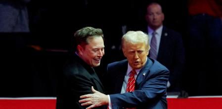 Las entrevistas del sondeo del ICPS se realizaron justo después de la victoria de Donald Trump, en la imagen junto a Elon Musk, en las elecciones presidenciales de Estados Unidos