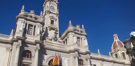 Imagen de la fachada del Ayuntamiento de Valencia