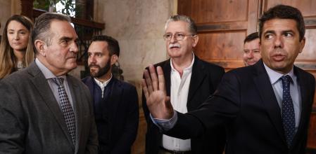 El vicepresidente segundo y conseller para la Recuperación Económica y Social, Francisco José Gan Pampol y el president Carlos Mazón, en un encuentro en el Palau de la Generalitat&nbsp;