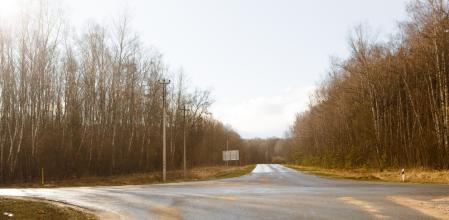 Las intersecciones sin señalizar pone a prueba el conocimiento de las normas básicas de prioridad al volante 