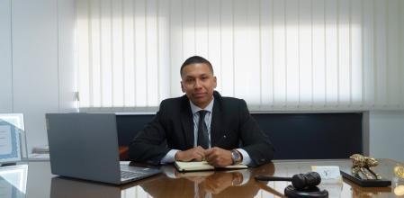 Yrving Navarro, abogado y fundador de&nbsp;Navarro y Abogados