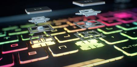 El teclado es retroiluminado y personalizable al máximo