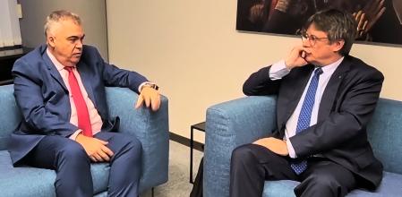 Santos Cerdán (PSOE) y Carles Puigdemont en Bélgica