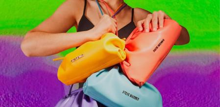 La marca de bolsos Steve Madden está arrasando por su funcionalidad, elegancia y estilo