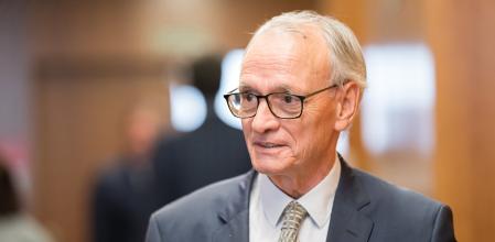 El presidente del Consejo Económico Social de España