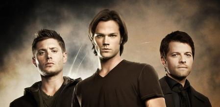 Jensen Ackles, Jared Padalecki y Misha Collins en una imagen promocional de 'Supernatural'.