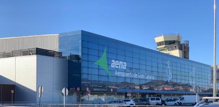 Exterior del aeropuerto de Gran Canaria en una imagen de archivo