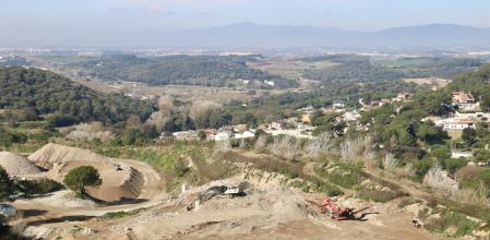 Cantera de Santa Quitèria, reconvertida en vertedero de escombros&nbsp;