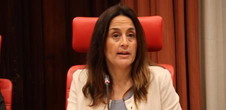 La consellera Esther Niubó en la Comisión de Educación del Parlament este lunes