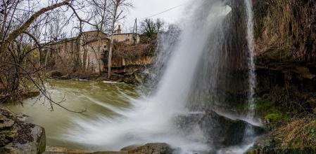 Gran chorro de agua en la Riera Lluçanès